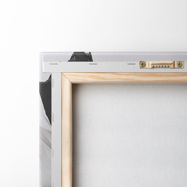 Dynamic strokes in bold contrast