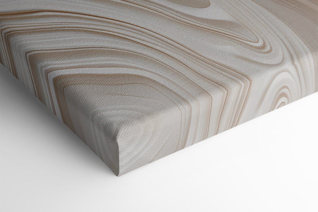 Fluid patterns in warm tones