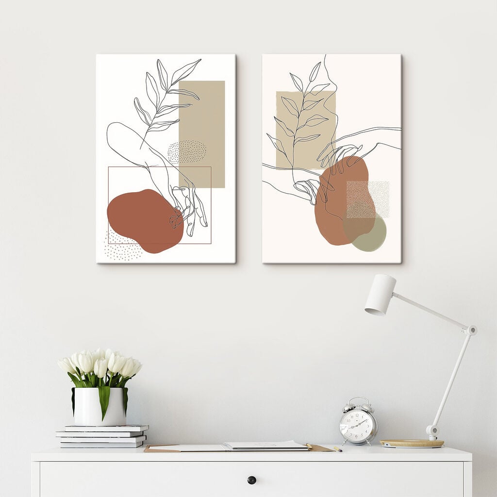 Drawing of a hand holding a leaf