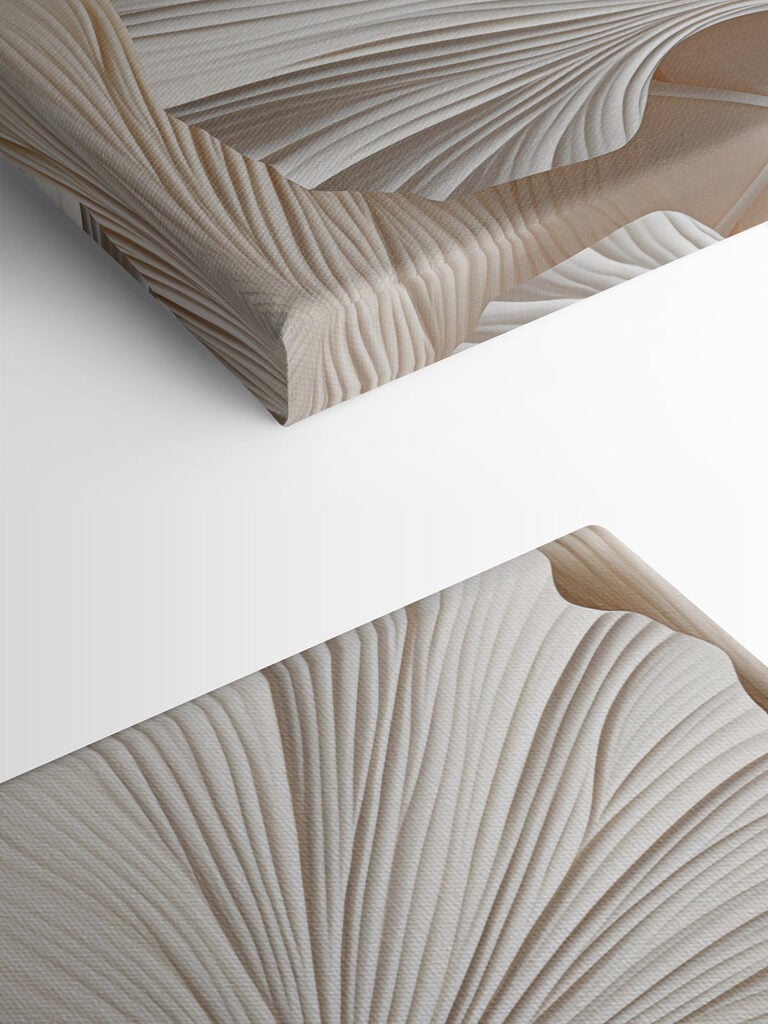 Nature-inspired textured leaf design